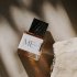 Naturalne perfumy - dlaczego warto zastąpić syntetyczne perfumy - naturalnymi.